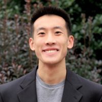 Headshot photo of Eric smiling