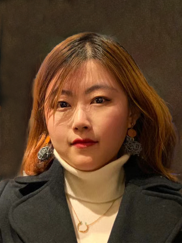Headshot photo of Xinyuan