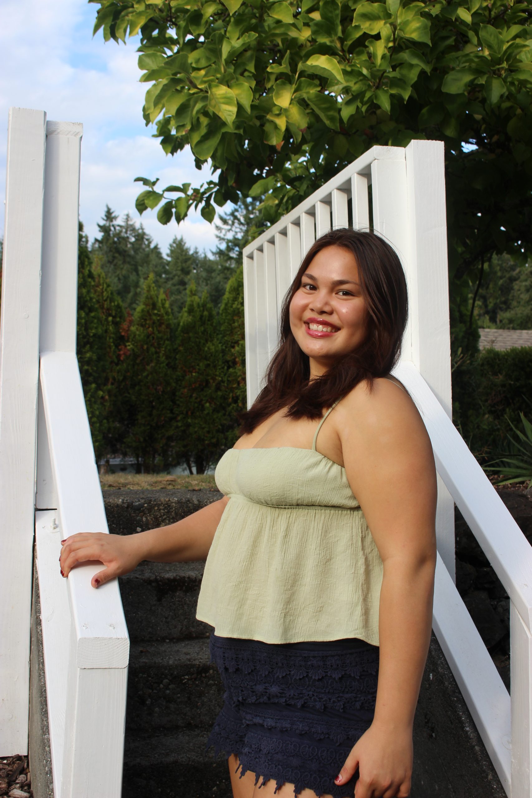 photo of Elena smiling facing left
