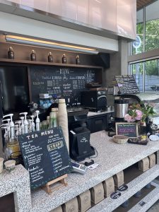 Husky Grind cafe